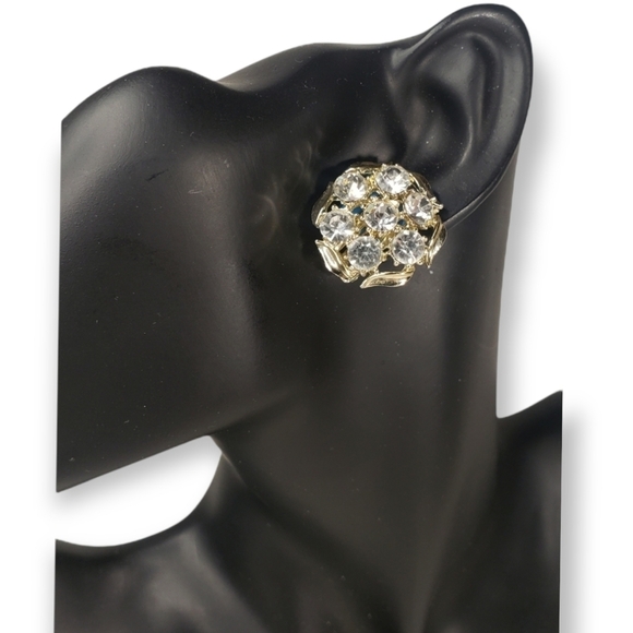 Elegant BSK Rhinestone Clip On Earrings - Picture 1 of 5
